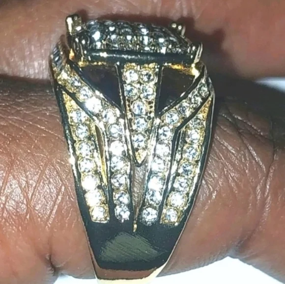 Elegant Gold Colored Men's Ring